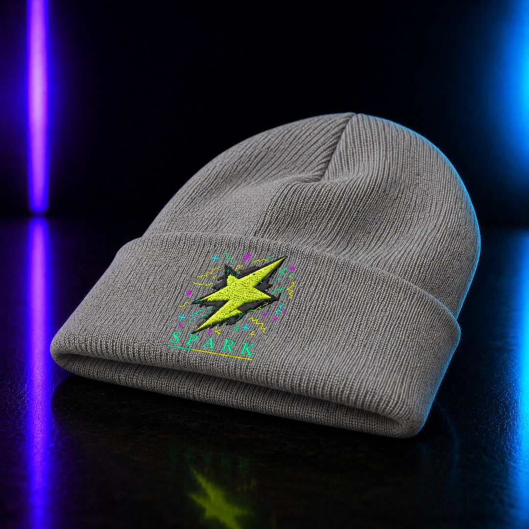 Luna Spark – Logo Beanie