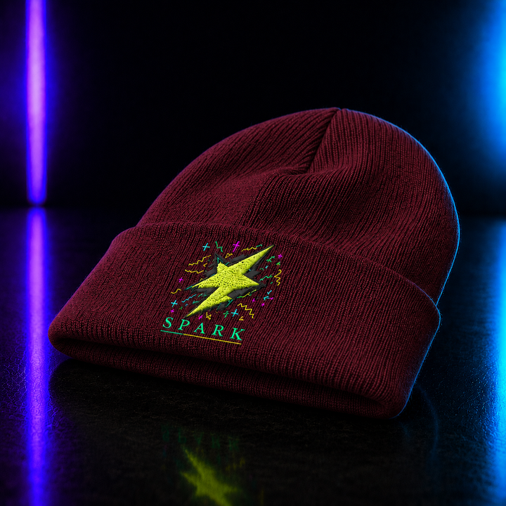 Luna Spark – Logo Beanie