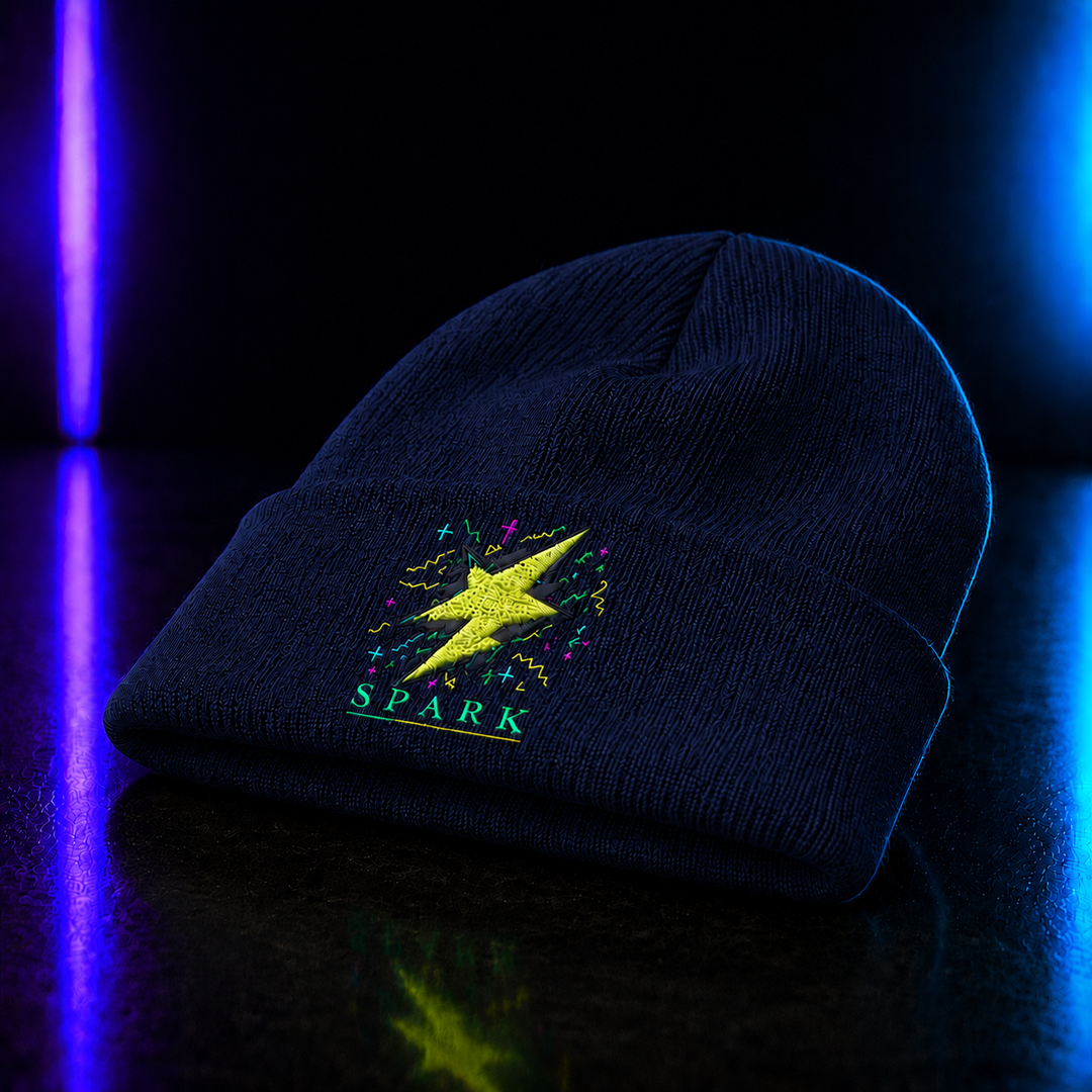 Luna Spark – Logo Beanie